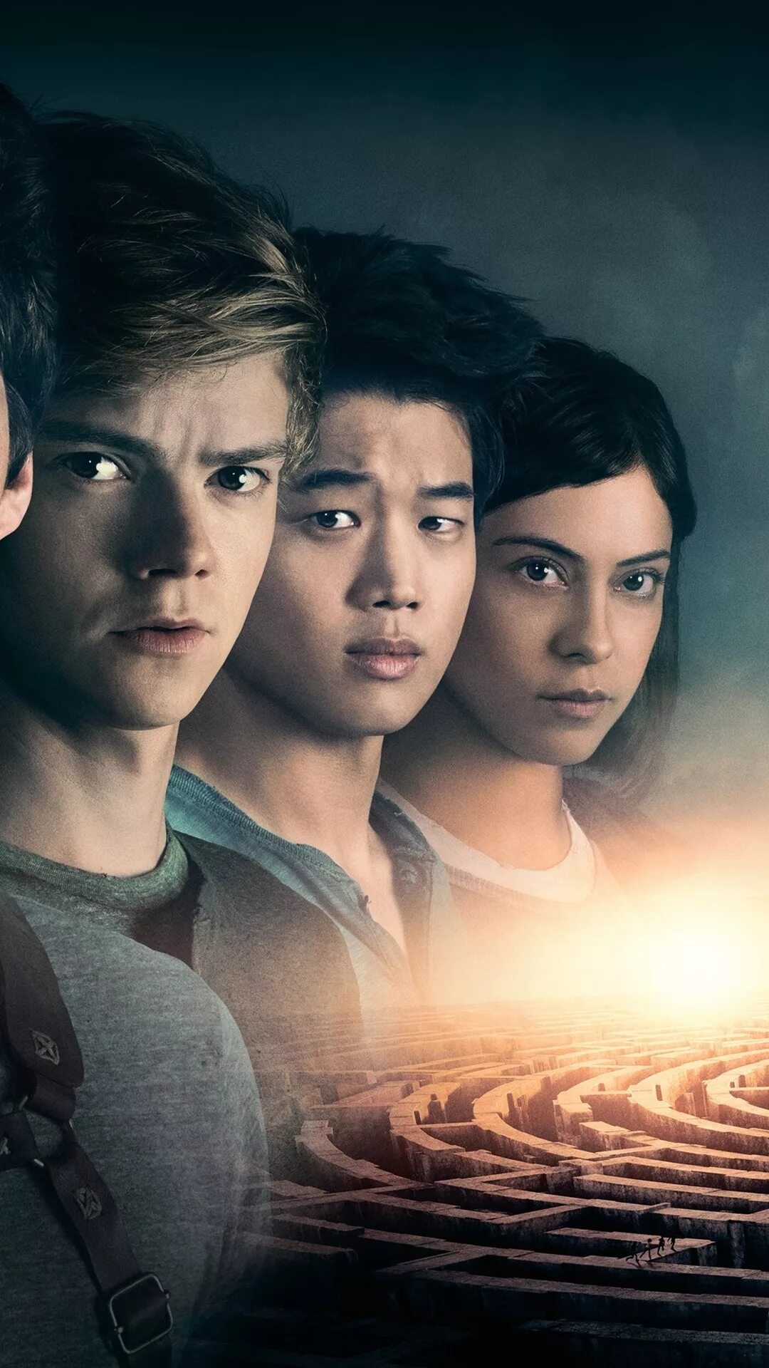 Бегущий в лабиринте 2 на телефон. Бегущий в лабиринте 1. Maze Runner 4.