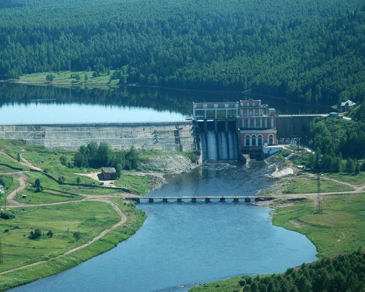 Водохранилища особенности. Река Косьва Широковское водохранилище. Широковская ГЭС Пермский край. Широковский Пермский край водохранилище. Широковское водохранилище Губаха.