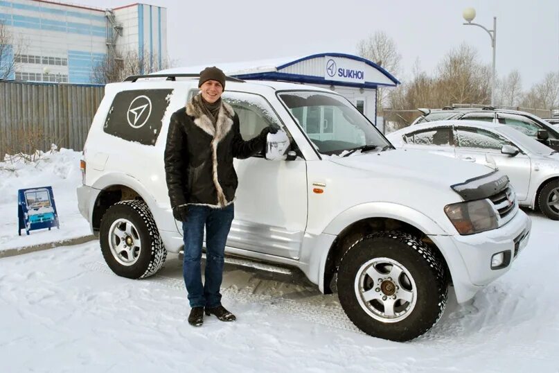 Комсомольск на амуре куплю автомобиль. Автосалон в Комсомольске на Амуре. Дром Комсомольск-на-Амуре. Машины блогеров Комсомольск-на-Амуре. Макс робот в Комсомольск на Амуре машина.