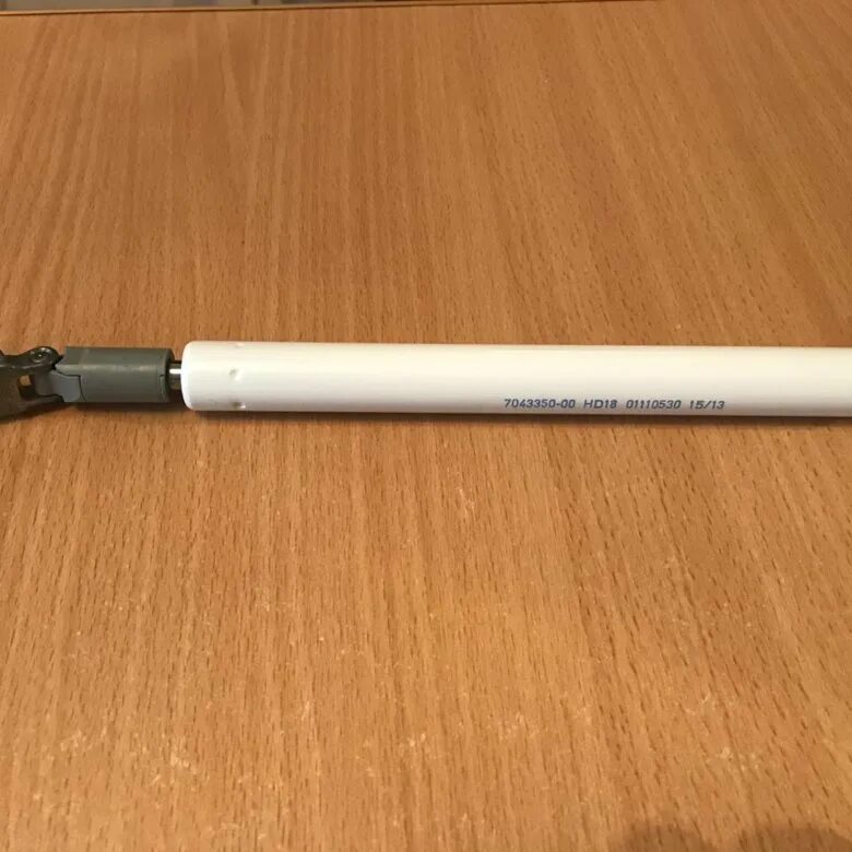 Доводчик liebherr. Доводчик холодильника либхер. доводчик для холодильника liebherr 7043350-00. доводчик холодильника liebherr. белый доводчик либхер.