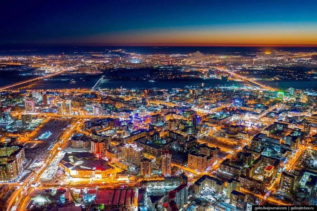 Столица в 2016 году. Сибирь Новосибирск город. Gelio ночной Новосибирск. Ночной Новосибирск с высоты 2022. Ночной Новосибирск 2021.