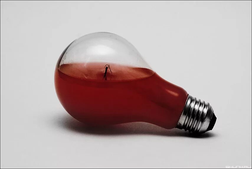 Красная лампа. G40 лампочка накаливания 5вт. Сделай лампочку красного цвета. Лампа икзк 60w. Сделай лампочку красного цвета.