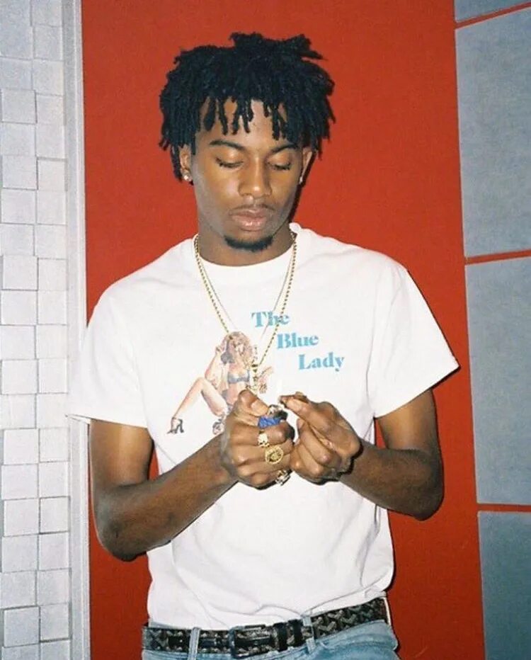 Carti. Playboi carti 2014 год. Дреды playboicarti. Прически американских рэперов. Vamp стиль playboi carti.