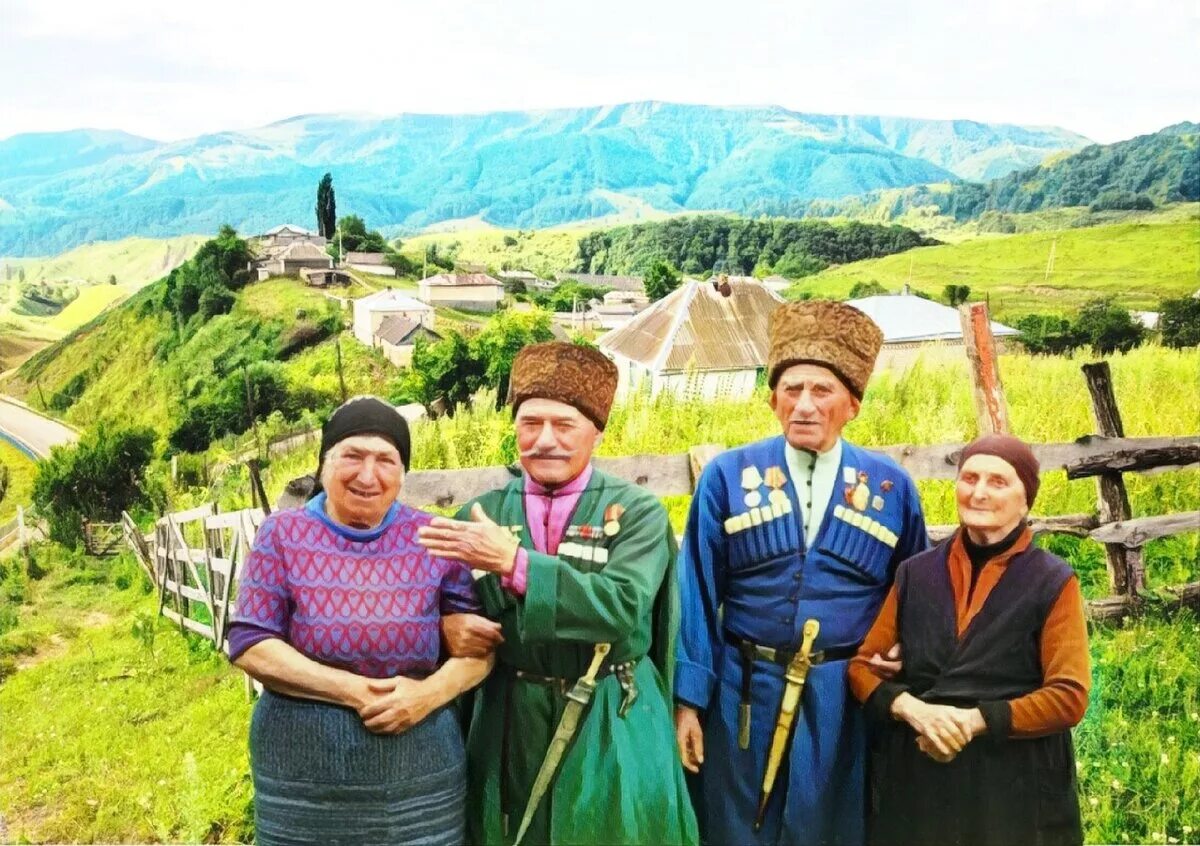 Северо кавказский район народы. Долгожители Северного Кавказа. Долгожители Кабардино-Балкарии. Северный Кавказ люди. Кавказский долгожитель.