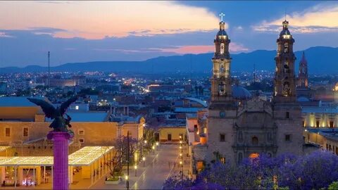 Aguascalientes es una ciudad conocida por sus edificios coloniales españole...