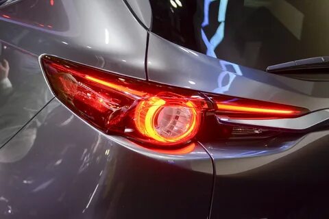 Mazda фонарь