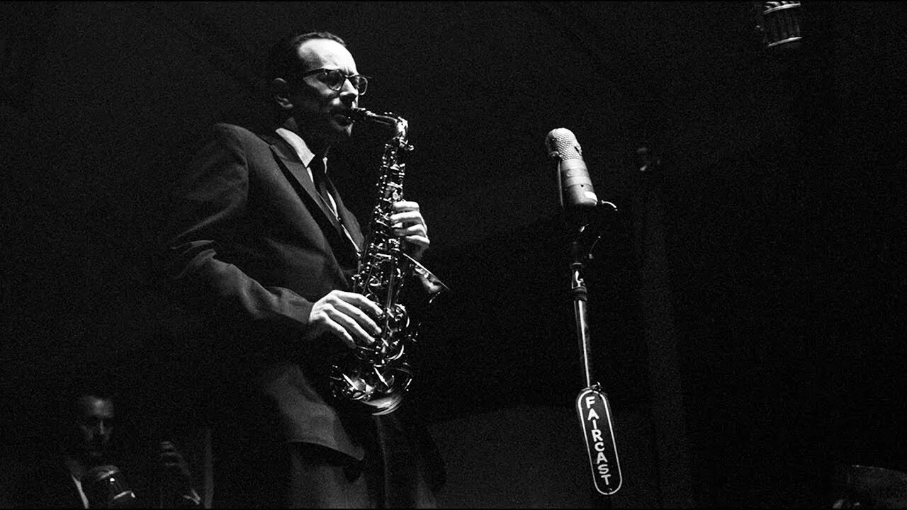 Paul desmond фото. Пол десмонд. Пол дезмонд википедия. Пол дезмонд. Pol dezmond.