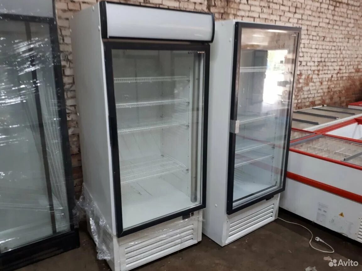 Витринный холодильник бу. Шкаф "премьер пр 360". Холодильный шкаф премьер 2000 литров. Холодильник витрина однодверный. Холодильник Premier витринный.