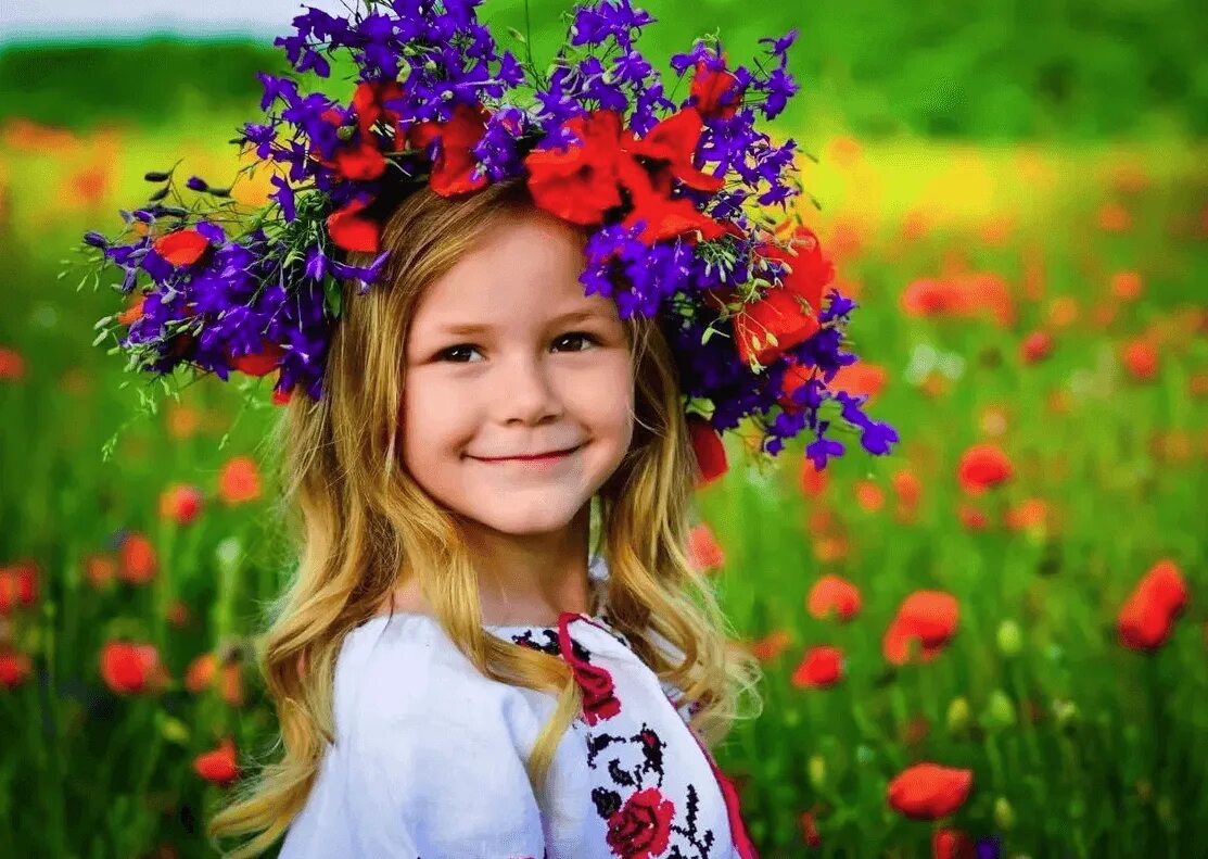 Фото детей украины. Россия для детей. Радостные русские дети. Самые красивые украинские дети. Украинские красавицы.