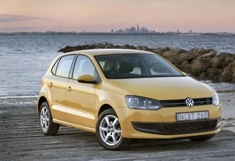 10 vw polo. Фольксваген поло 2023. VW Polo 2010. Фольксваген поло 6 кузов. Volkswagen Polo (2010-н.в.) /.