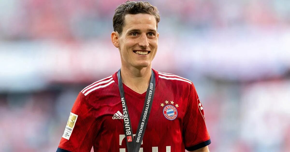 шиманьски футболист динамо. себастьян аллер футболист. себастьян дайслер. себастьян футболист. немецкий футболист себастьян дайслер.