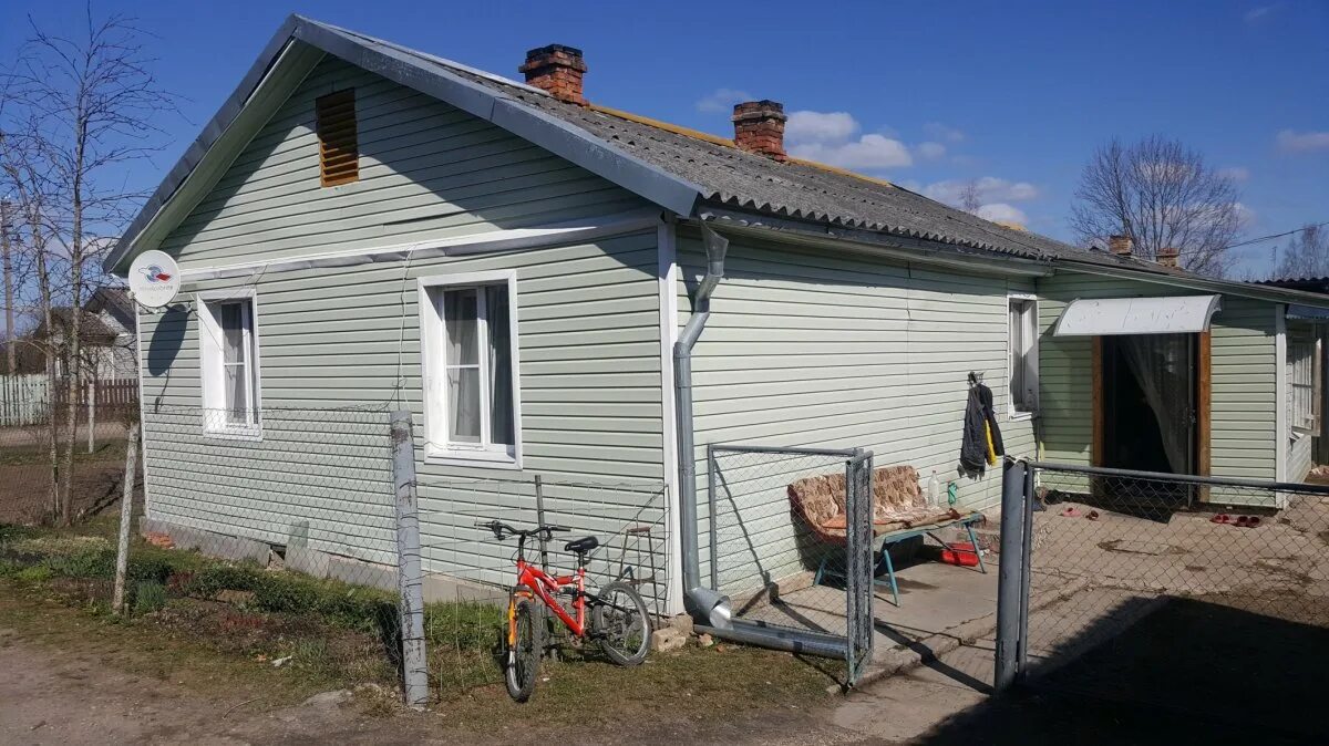 Новгород недвижимость сайт. Деревня белая Новгородская область Батецкий район. Деревня Городня Новгородская область. Д. Лужки Батецкого района. Школа д. Городня Батецкий район Новгородская область.