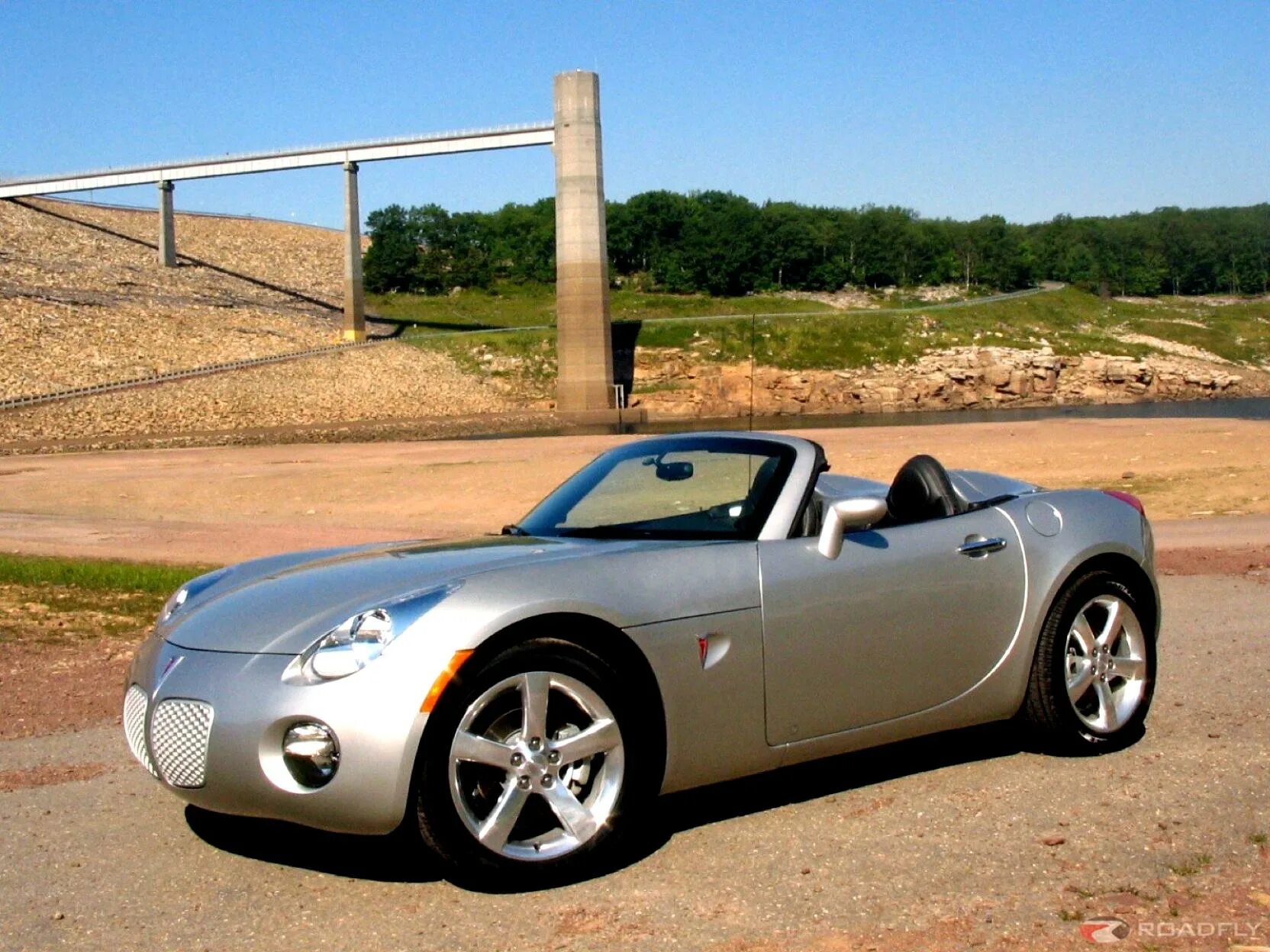 Pontiac solstice. Pontiac Solstice 2006. Pontiac Solstice 2005. Понтиак Солстис купе. Pontiac Solstice GXP.