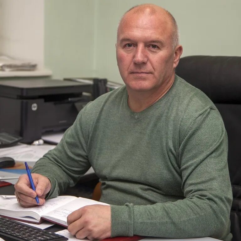 Заместитель главного врача. Должность заместитель главного врача по общим вопросам. Зам главного врача по экономическим вопросам. Заместитель главного врача по хозяйственным вопросам. Заместитель главного врача по хозяйственным вопросам.