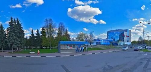 Ещё две автобусные остановки обновили в Губкине