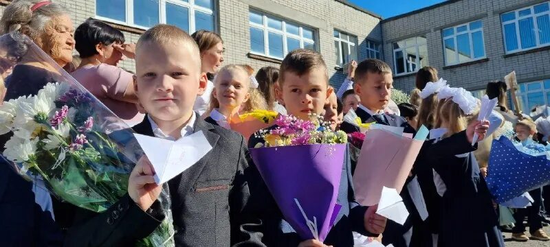 40 лицей ульяновск. Ульяновск. 40 школа ульяновск. Лицей при улгу. Школа 3 железноводск.