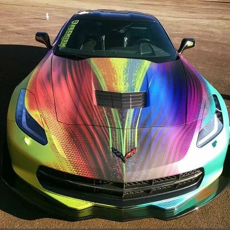 Градиент авто. Chevrolet corvette градиент. радужная бугатти. разноцветные автомобили. необычные цвета для авто.