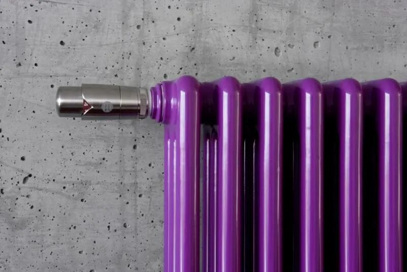 Цветные радиаторы отопления. Крашеный чугунный радиатор. Необычные радиаторы отопления. Трубные радиаторы отопления. Можно красить горячие батареи отопления