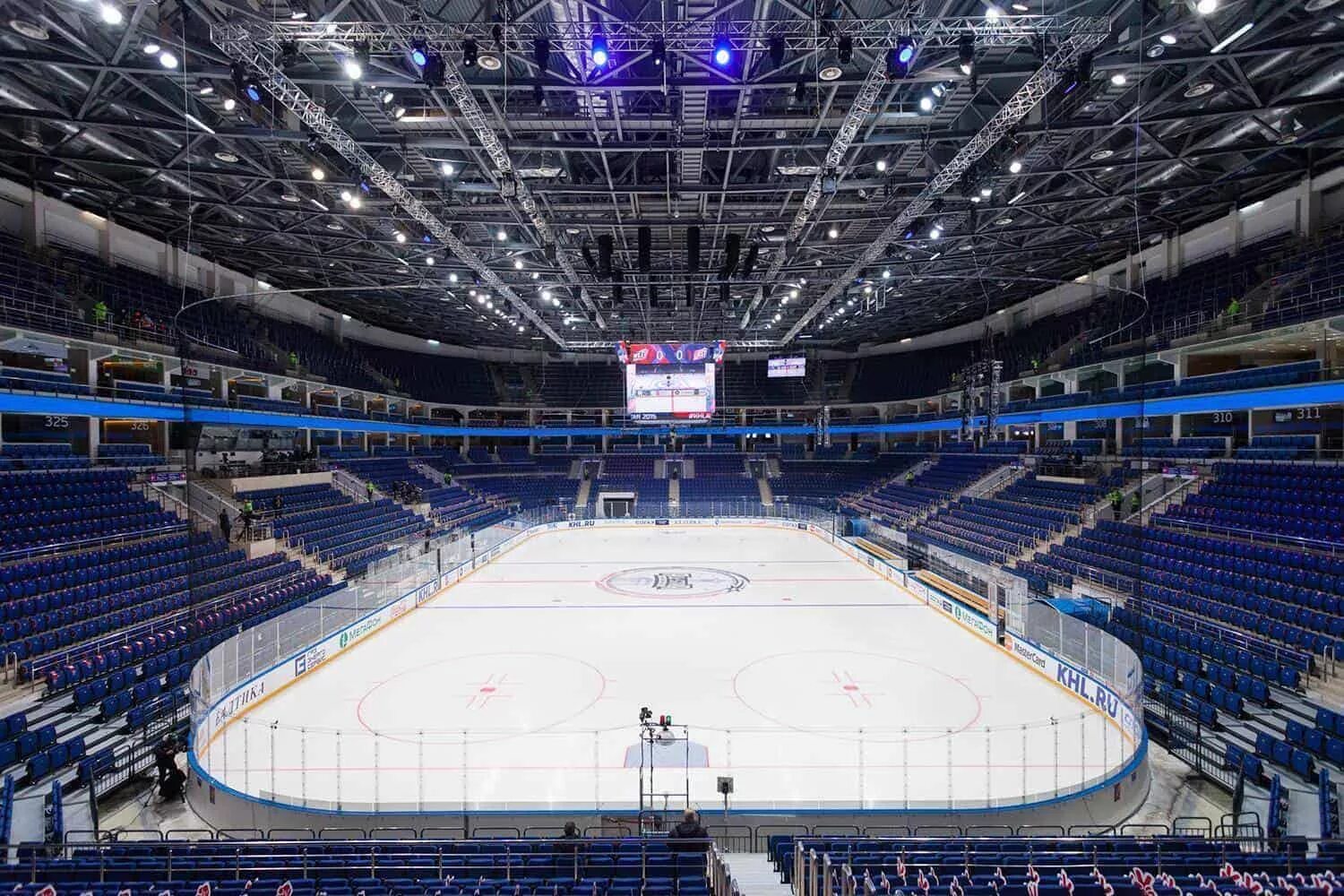 Втб арена хк динамо. Втб арена ледовый дворец малая арена. Лдс сибирь арена новосибирск. Как выглядит ледовый дворец. Ледовая арена санкт-петербург.