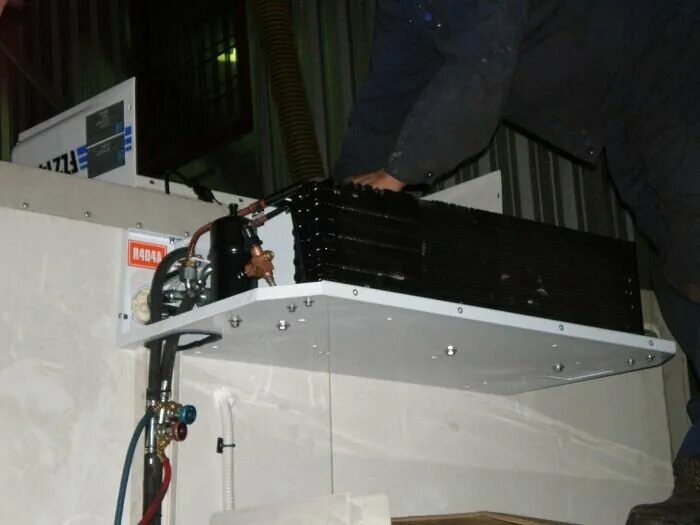 термо кинг карриер. Thermo king холодильное оборудование. рефрижератор кондиционер. Carrier thermo king. заправка рефрижератора фреоном.