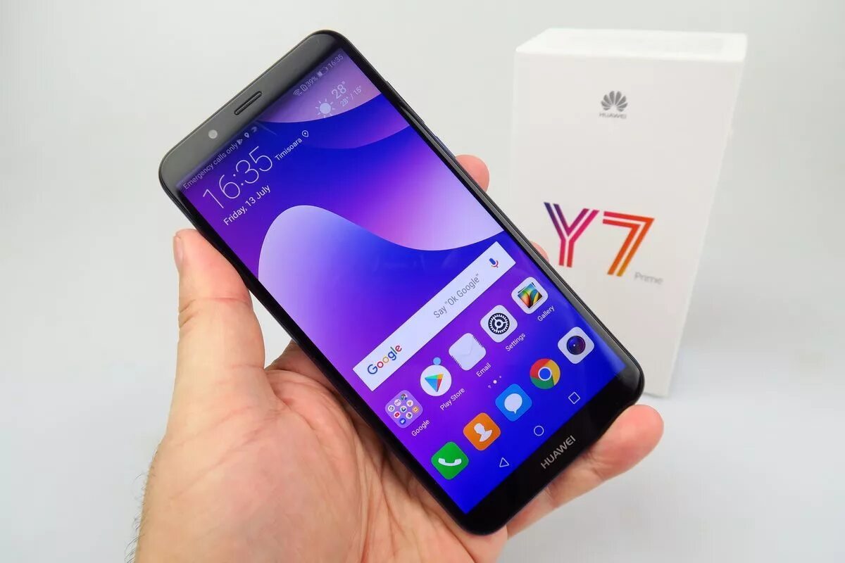 Купить huawei 2018. Huawei y7 2018. Huawei y7 Prime. Huawei j7 2018. Хуавей у 7 Прайм 2018.