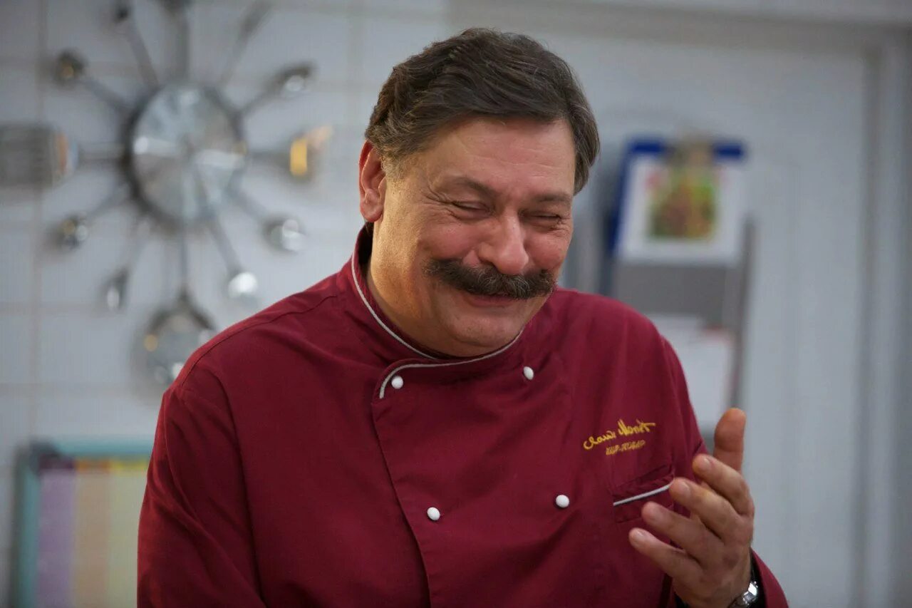 Дмитрий назаров баринов. Дмитрий назаров 2019. Виктор баринов в молодости. Дмитрий назаров актер в молодости. Дмитрий назаров.