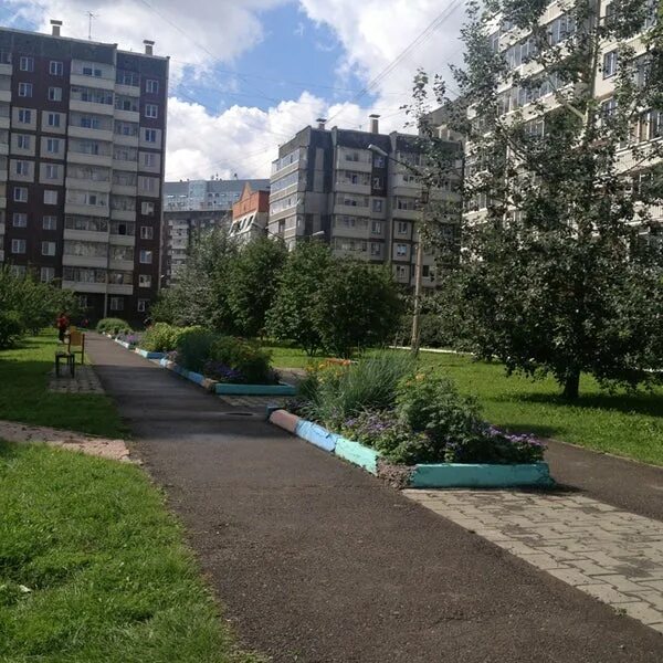 Молокова александровича. Улица молокова 1 красноярск. Красноярск, молокова ул. Улица молокова красноярск. Молокова 31 красноярск.
