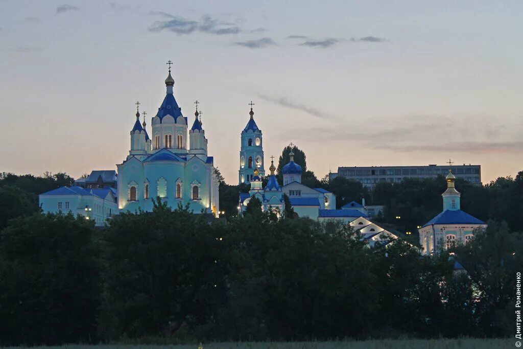 Курская область фото. Коренная пустынь Курская область. Монастырь Коренная пустынь Курская область. Храм Коренная пустынь в Курской области. Монастырь в коренной пустыни Курская область.