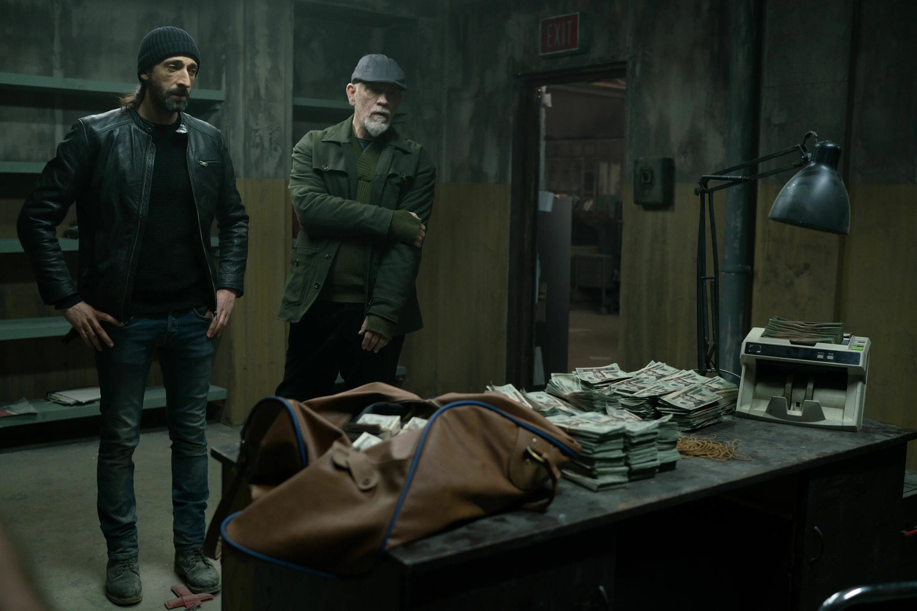 Bullet head. Эдриан броуди цепной пес. Bullet head. Эдриан броуди чангретта. Одинокий волк 2022 эдриан броуди.