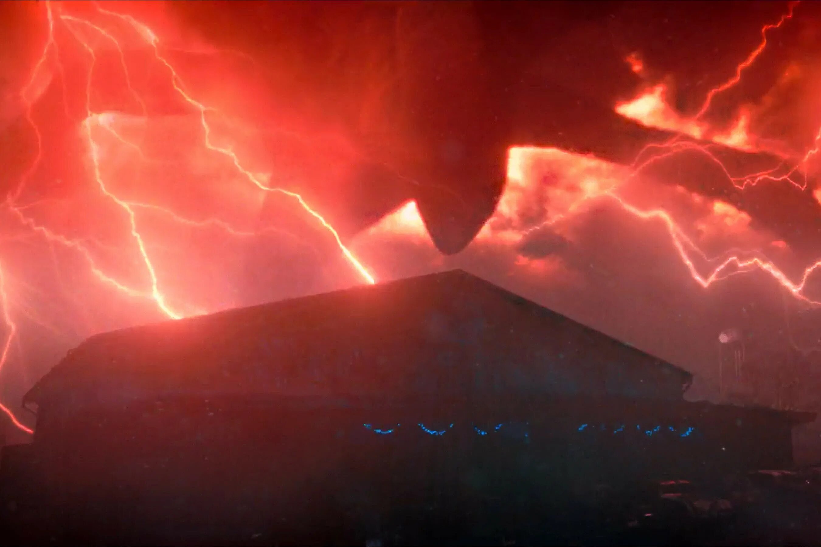 Stranger mind. Истязатель разума stranger things. Mind flayer очень странные дела. Истязатель разума stranger things. Истязатель разума очень странные дела 2.