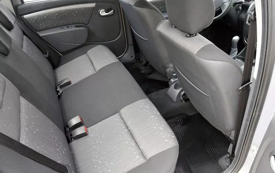 Renault scenic 2 переднее сиденье. Задние сиденья рено логан. Renault logan 2007 салон. Renault logan 2 сиденья. Третий ряд сидений логан.