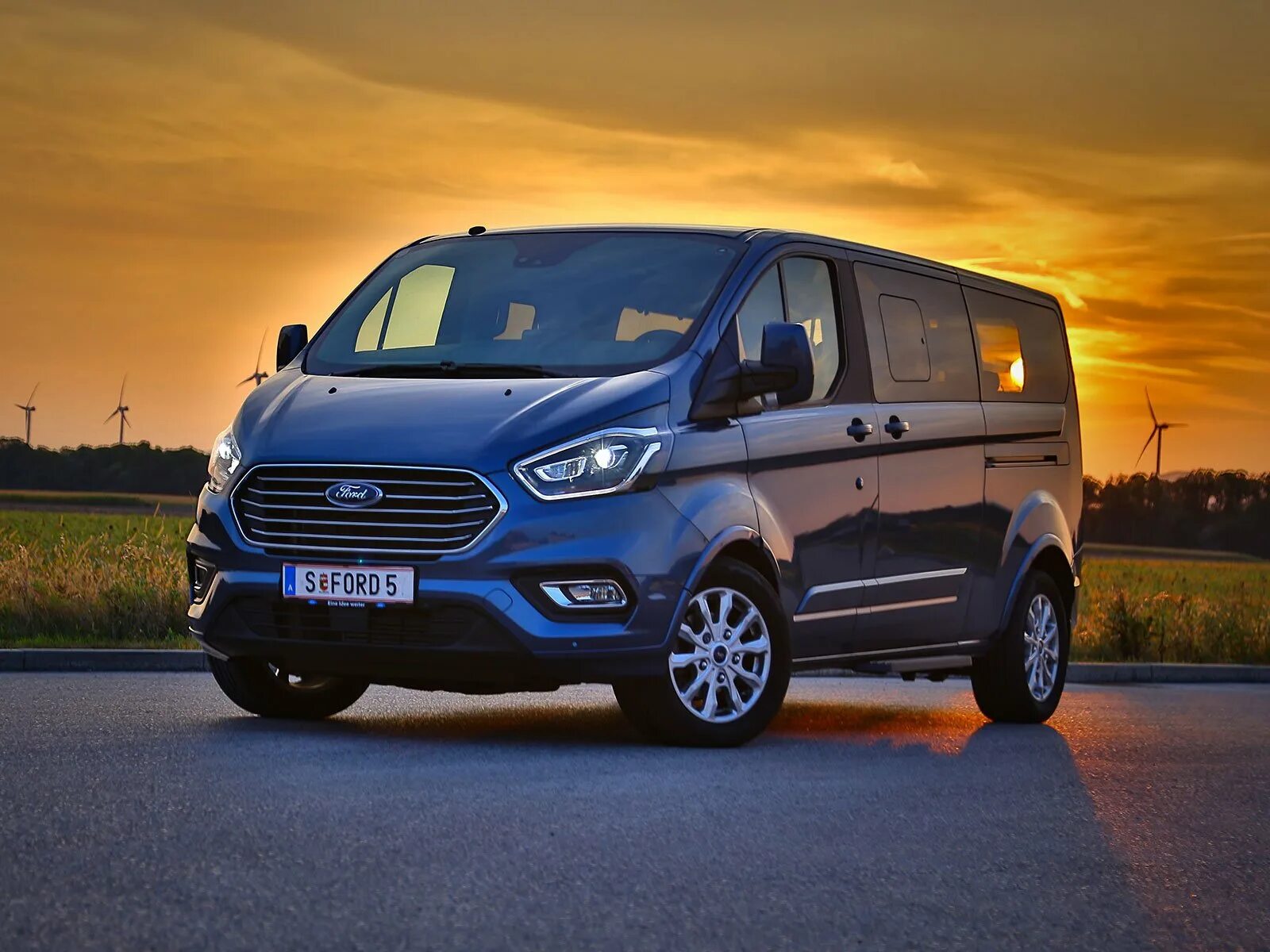 Купить форд турнео. Ford Tourneo Custom 2020. Форд Торнео кастом 2020. Ford Tourneo Custom 2021. Ford Tourneo Custom 2022.