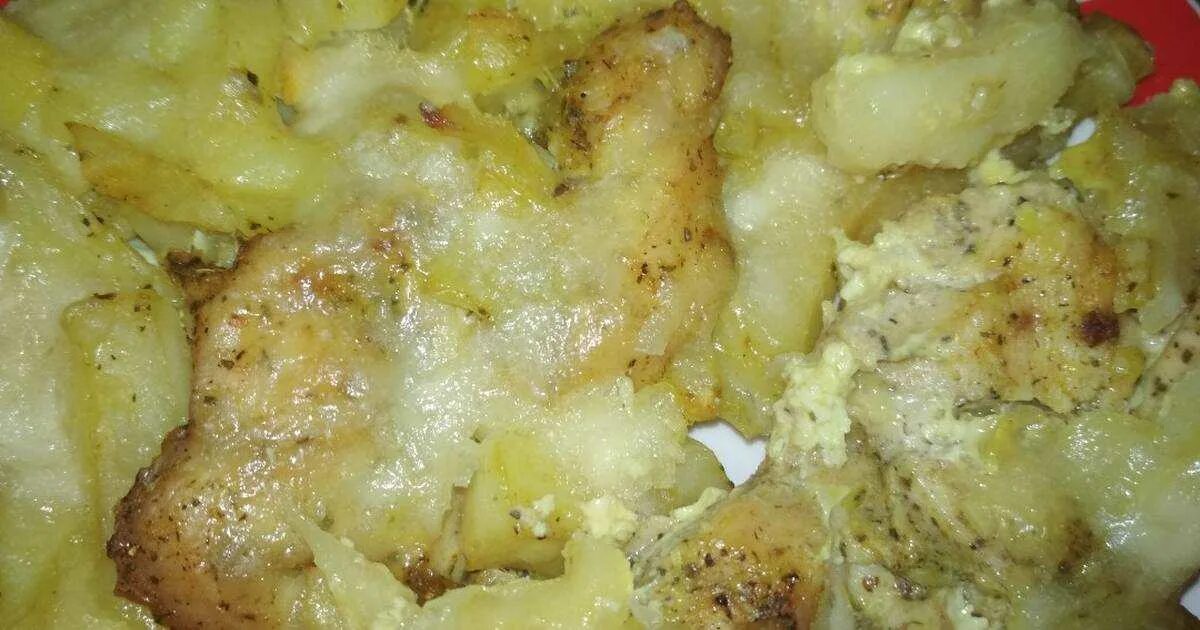 Картошка куриное филе что можно приготовить. Филе с картошкой в духовке. куриное филе с картошкой в духовке. картошка с филе курицы в духовке. куриное филе с запеченным картофелем.
