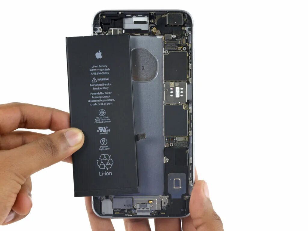 Батарейка айфон 6s plus. Акб iphone 6. Аккумулятор от айфона 5s. Iphone 4 % заряда батареи. Перегрев аккумулятора айфон.