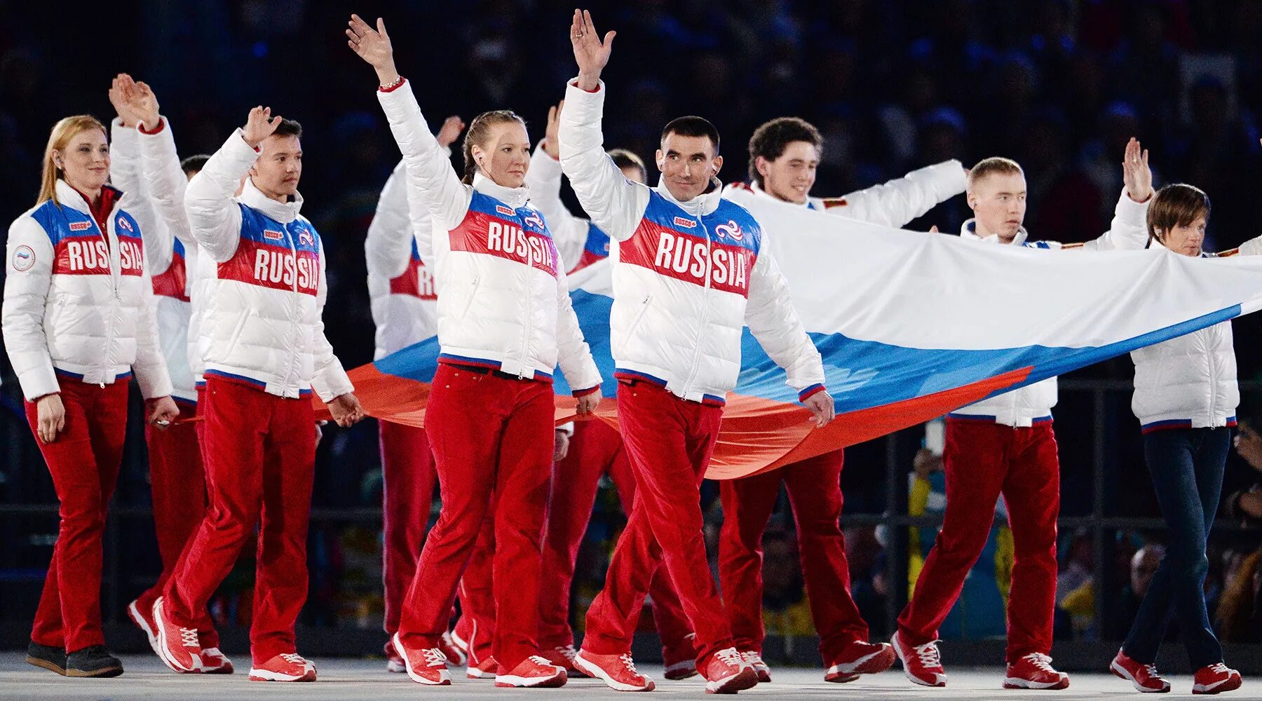 Под каким флагом выступают. Олимпийская команда россии. российские спортсмены. спортивные достижения россии. спортсмены с флагом.