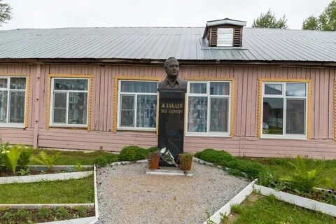 Село первомайск