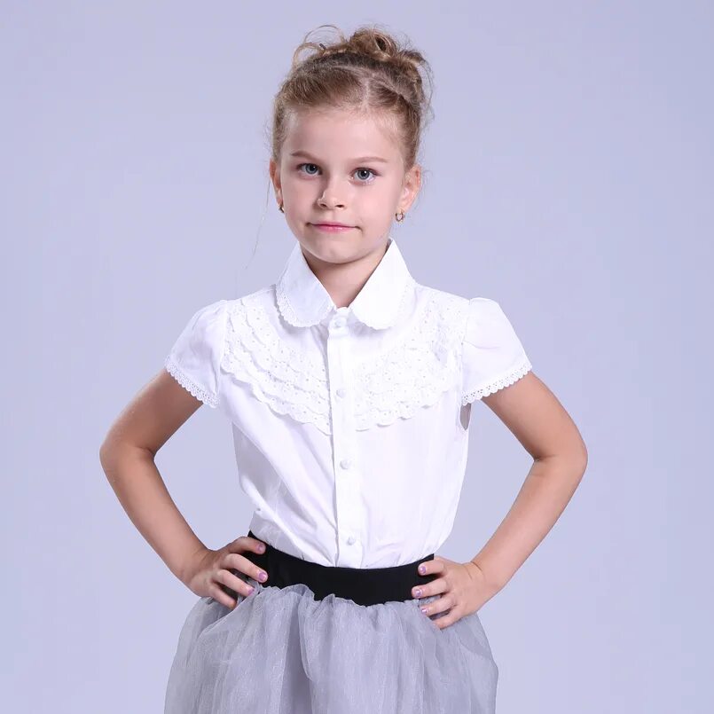 Девочка школьных лет. Блузка для девочки. Блузка Школьная для девочек. Белая блузка для девочки. Модные детские блузки.