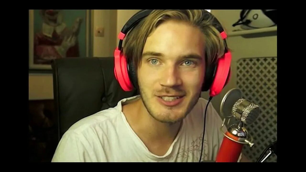 Блоггер пьюдипай. Известный ютубер pewdiepie,. Популярные ютуберы. Нарратор лицо ютубер. Самый популярный блогер на ютубе.