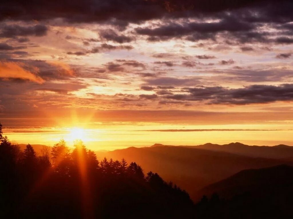 Природа рассвет. Красивый закат солнца. Рассвет солнца. Сансет бич пляж. На восходе солнца.