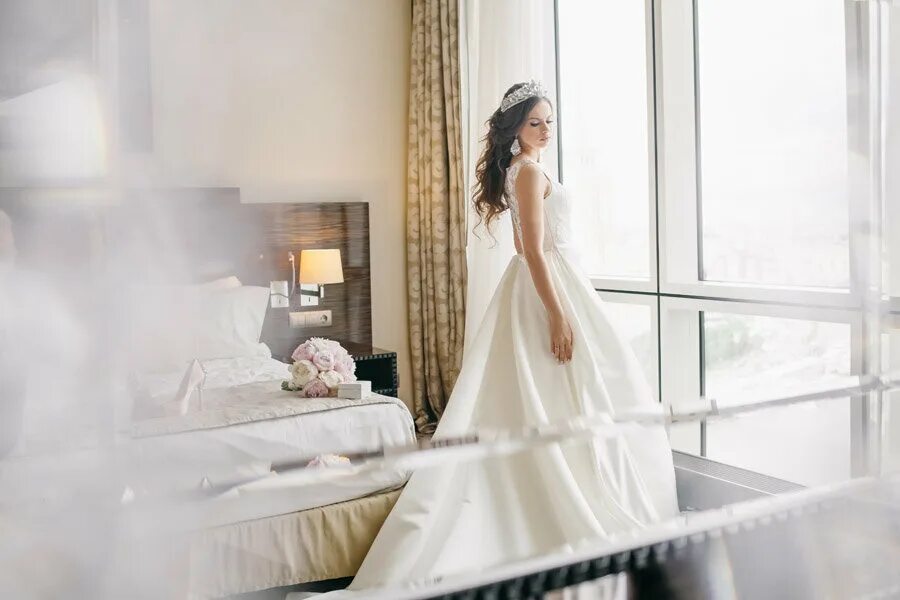 сборы невесты фотосессия. утро невесты москва. утро невесты одежда москва. утро невесты частное. сборы невесты фотосессия в отеле.