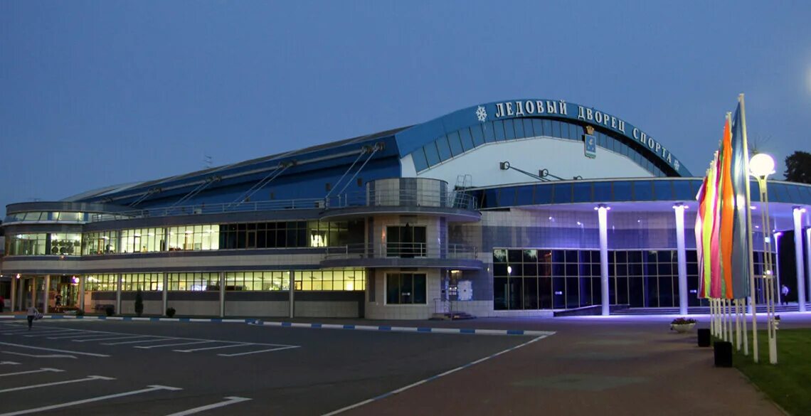 План зала ск юбилейный спб. Маяк пражская ледовый комплекс. Ледяной дворец дмитров. Ледовый дворец марьино. Пятилеток д 1 ледовый дворец.