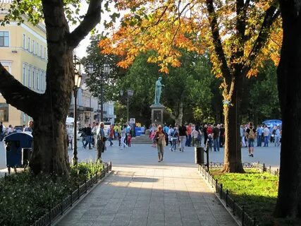 Приморская аллея