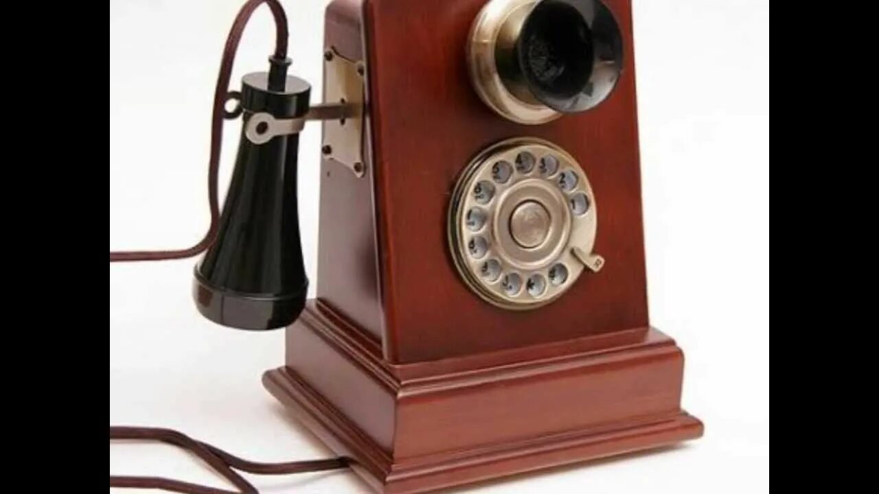 Первый телефонный аппарат. Первый телефон. Первый телефонный аппарат в мире. Белл телефонный аппарат. Ая 1 телефон