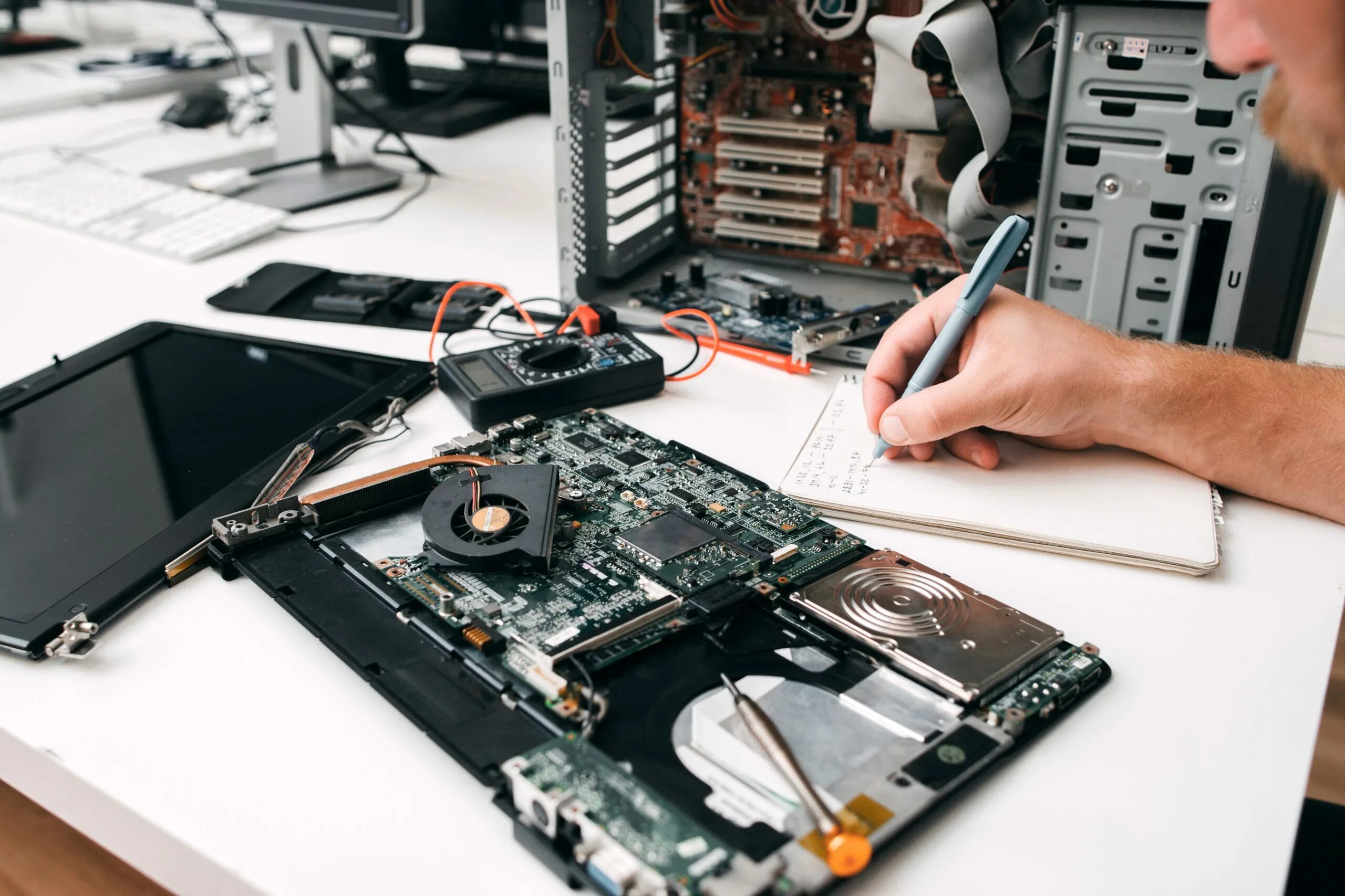 The computer being repaired. The computer being repaired