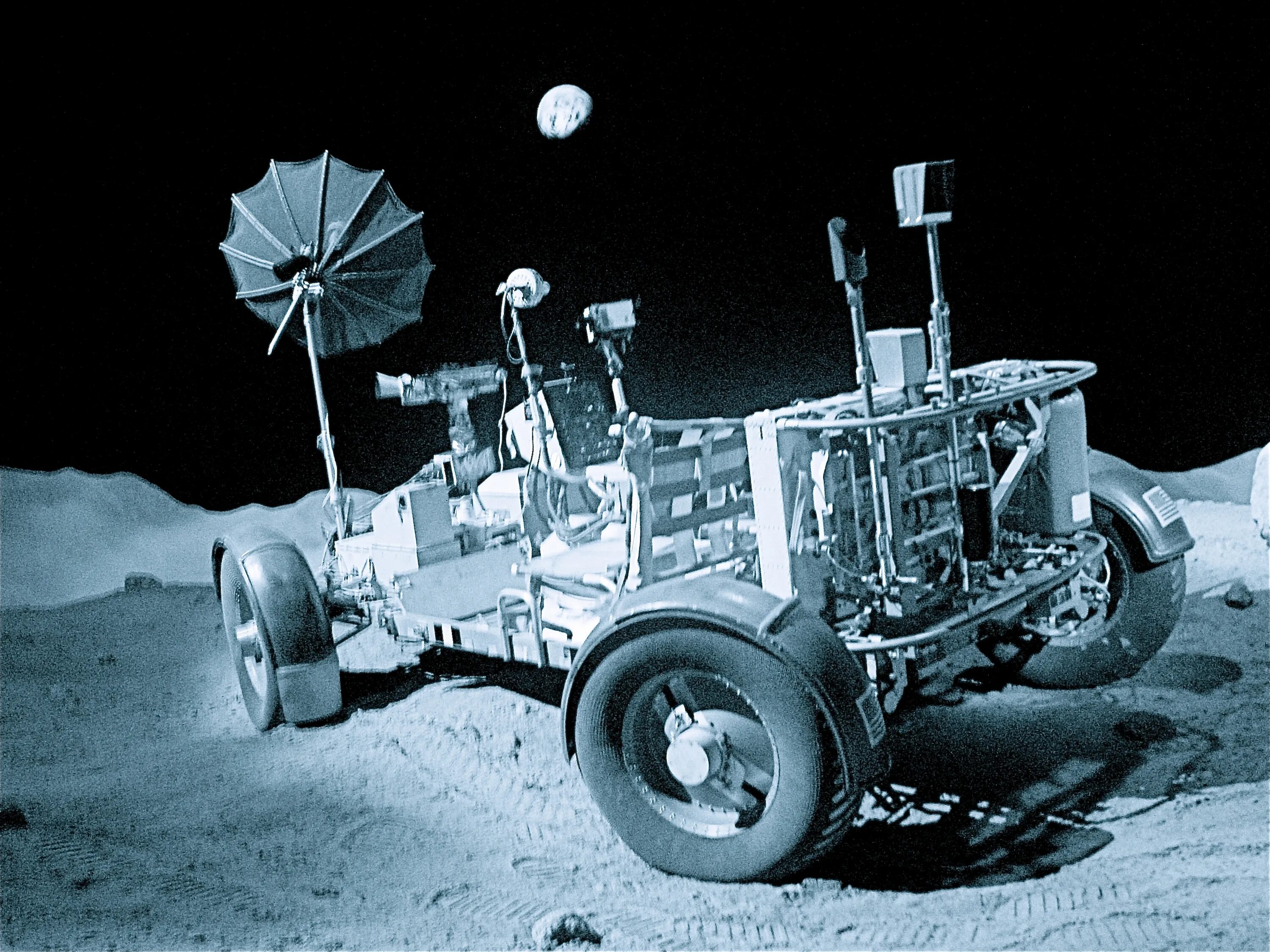 Moon cars. Луномобиль Аполлон. Ровер Луноход. Лунный Ровер Аполлон. Американский луномобиль.