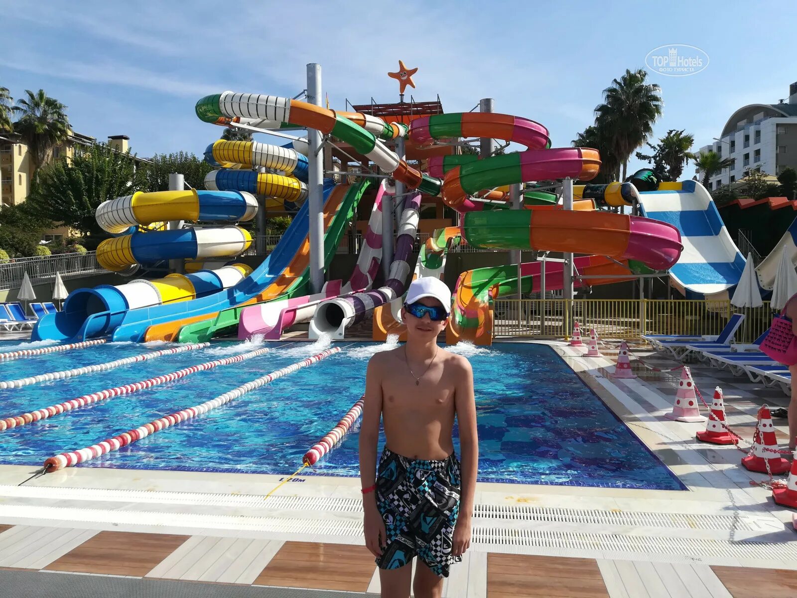 Где находится аквапарк а4. Lonicera 4 турция. lonicera world hotel 4 турция. лонисера аквапарк алания. аквапарк лонисера турция.