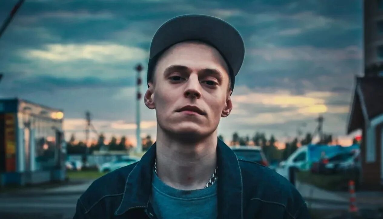 Фломастер рэпер. Владимир галат. рэпером владимиром галатом. вова гном галат. галат рэпер версус.