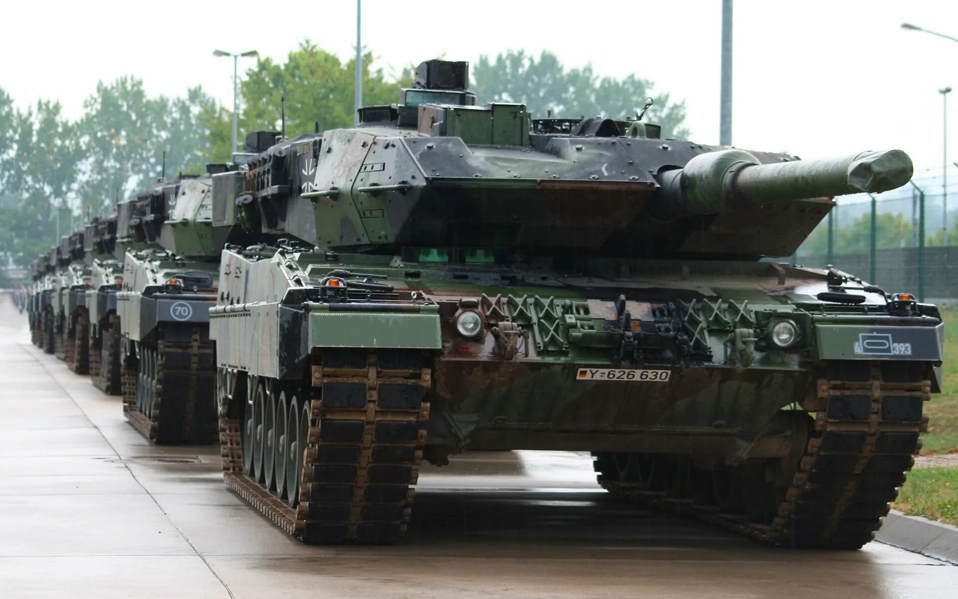 Leopard 2a5. Танк леопард 2а5. танк leopard 2a5. танк леопард 2. немецкий танк леопард 2 а6.