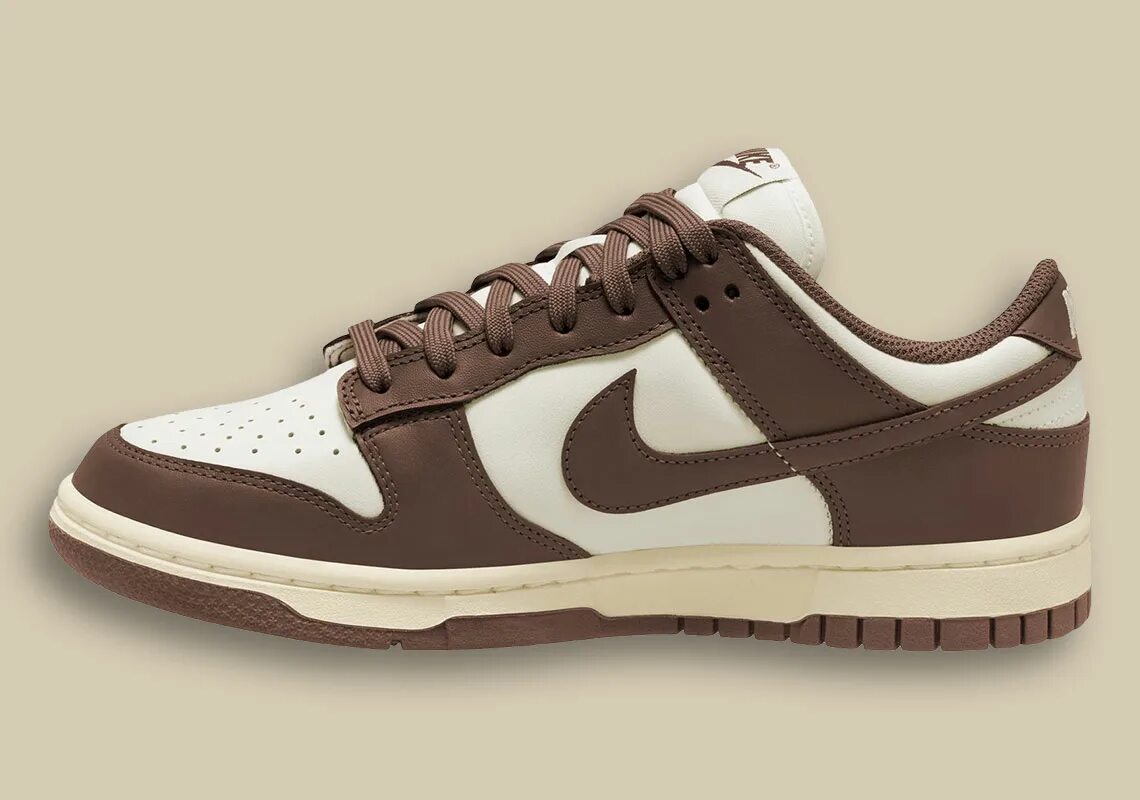 Nike dunk brown. Nike SB Dunk Low Brown. Nike SB Brown. Dunk Low коричневые.