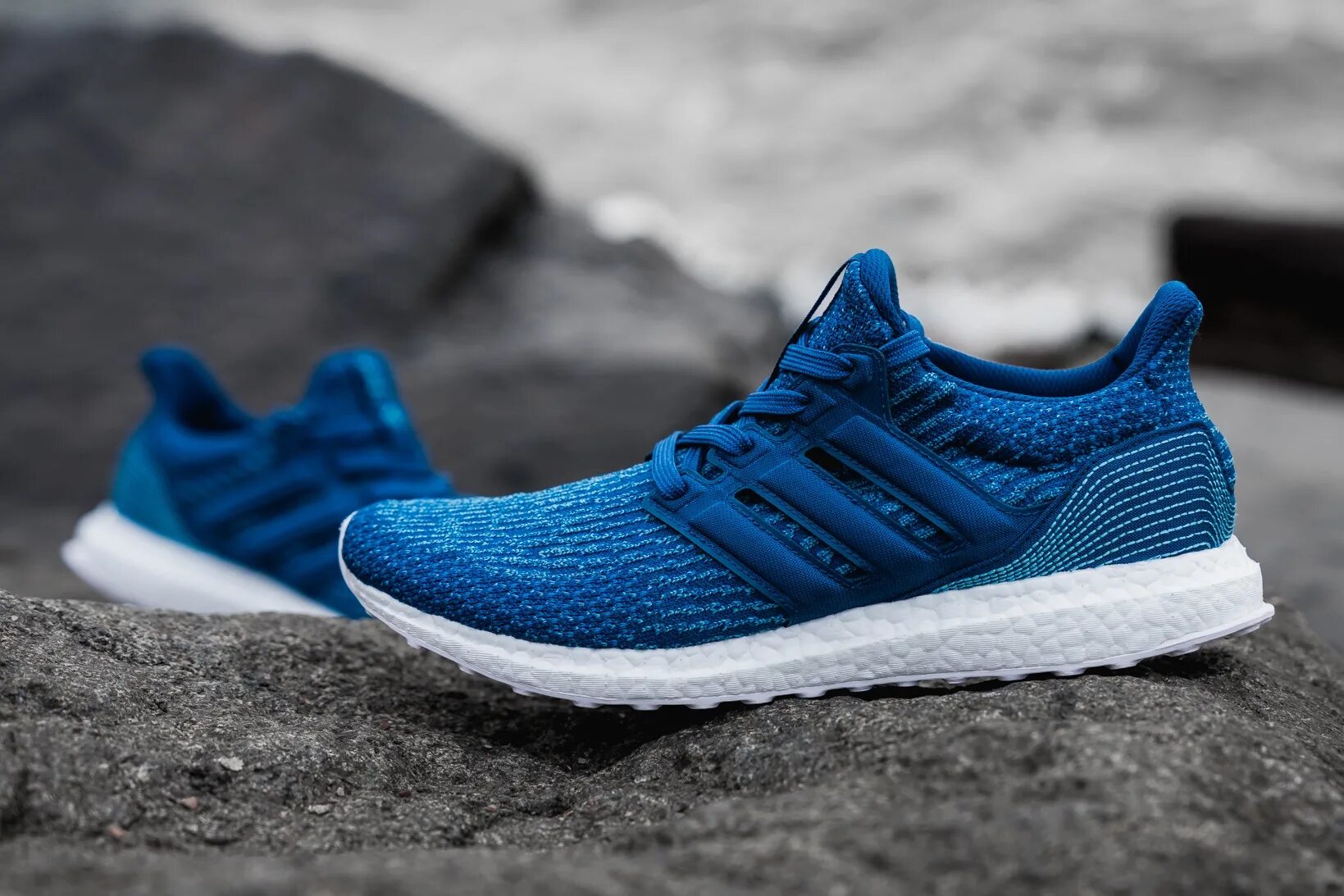 Кроссовки адидас ультра. Adidas Ultra Boost Parley. Adidas Ultra Boost 22. Адидас Parley Boost. Адидас ультра буст 21.